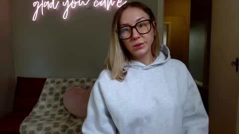 MissCandiJones online show from 04/04/26, 07:55