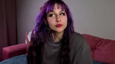 Snapshot of candiceflorine chatting on 11/11/25, 07:30 I am Lola u can call me Hello Kitty online show from 11/11/25, 07:30