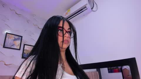 CANDICE WAYNE online show from 05/27/26, 12:02