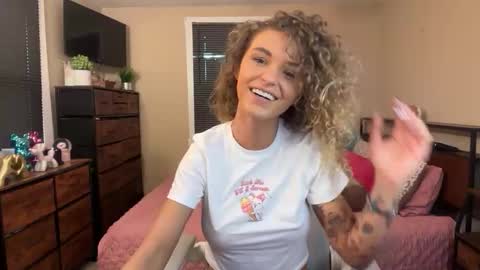 Candi may online show from 10/30/25, 01:45