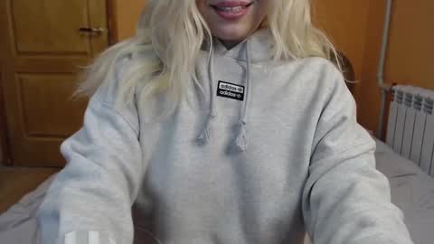 Candy online show from 02/22/25, 03:03