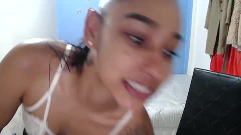 Snapshot of candy_abie chatting on 10/06/25, 03:09 candy_abie online show from 10/06/25, 03:09