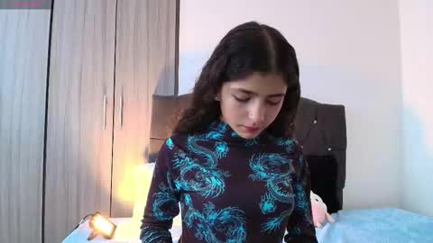 Snapshot of candy_blissx chatting on 10/28/25, 11:58 candy_blissx online show from 10/28/25, 11:58