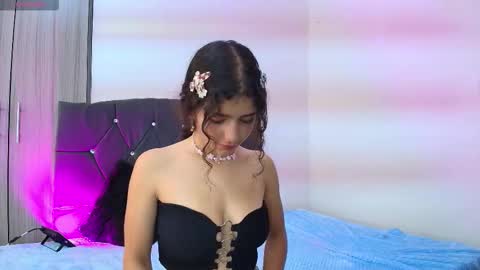 Snapshot of candy_blissx chatting on 11/14/25, 12:04 candy_blissx online show from 11/14/25, 12:04