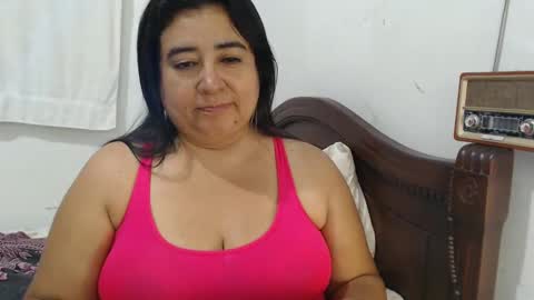 lucy online show from 01/07/25, 03:14