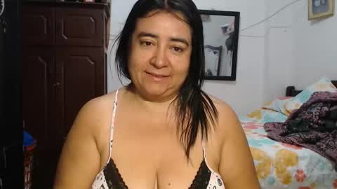 lucy online show from 01/12/26, 03:34