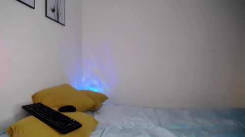   online show from 02/27/25, 06:09