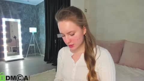 Snapshot of candy_cansew chatting on 10/20/25, 09:21 Candy online show from 10/20/25, 09:21