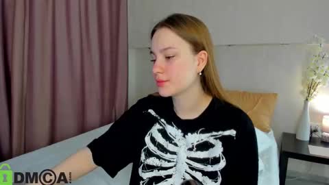 Candy online show from 10/25/25, 01:35