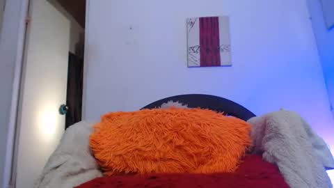 Snapshot of candy_cumy1 chatting on 01/13/25, 01:28 Dayan Camila online show from 01/13/25, 01:28