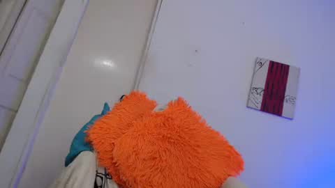 Snapshot of candy_cumyy1 chatting on 12/24/24, 03:38 candy_cumyy1 online show from 12/24/24, 03:38