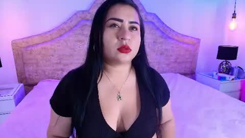 Snapshot of candy_curves1 chatting on 07/09/26, 08:35 Candy curves1 online show from 07/09/26, 08:35