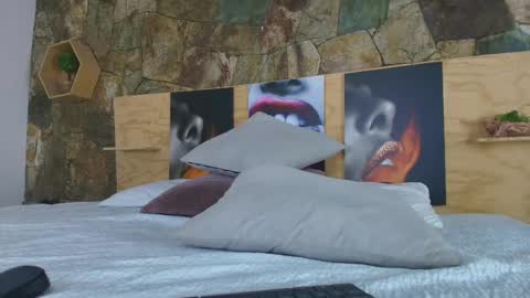 Jolie online show from 10/14/25, 07:47