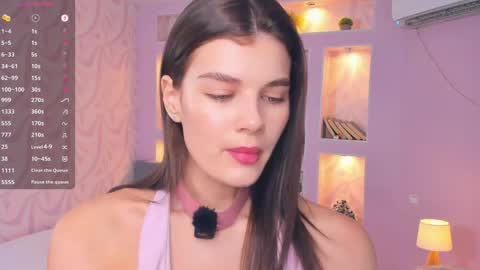 Flora online show from 04/13/26, 06:30