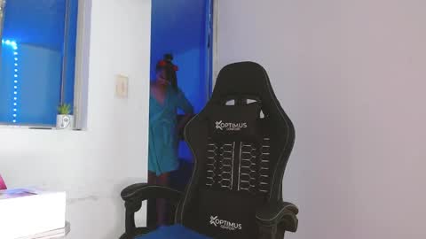 candy_giuliana21 online show from 03/25/26, 01:22