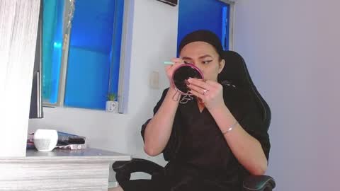 candy_giuliana21 online show from 04/02/26, 12:30