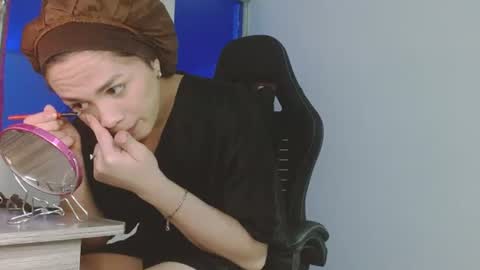 Snapshot of candy_giuliana21 chatting on 06/18/26, 12:55 candy_giuliana21 online show from 06/18/26, 12:55