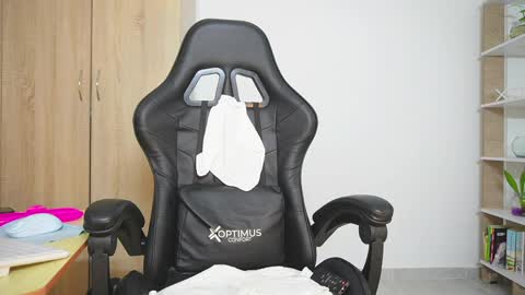 Nickol online show from 04/09/26, 08:25