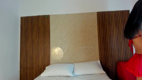 Snapshot of candy_hot_dirty_ chatting on 02/19/26, 01:34 candy_hot_dirty_ online show from 02/19/26, 01:34