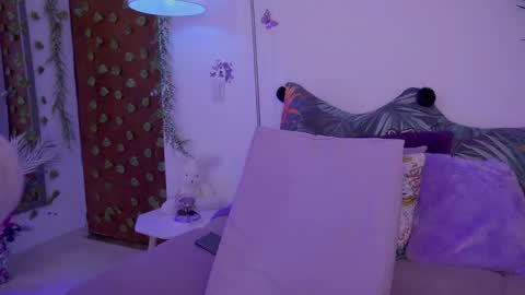 Jamie online show from 09/28/25, 03:12