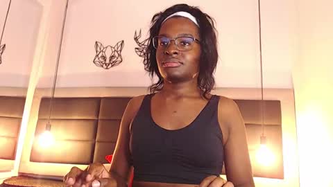 Snapshot of candy_lovee6 chatting on 11/07/25, 10:32 CANDY LOVE DANNA online show from 11/07/25, 10:32