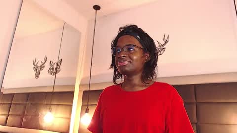 Snapshot of candy_lovee6 chatting on 11/16/25, 05:51 CANDY LOVE DANNA online show from 11/16/25, 05:51