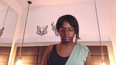 Snapshot of candy_lovee6 chatting on 11/26/25, 09:27 CANDY LOVE DANNA online show from 11/26/25, 09:27