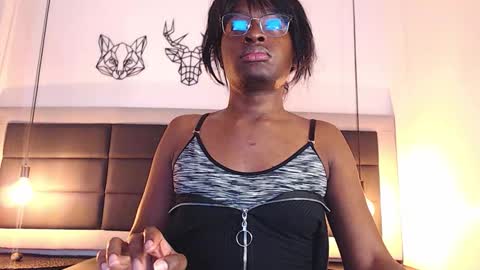 Snapshot of candy_lovee6 chatting on 12/01/25, 08:03 CANDY LOVE DANNA online show from 12/01/25, 08:03