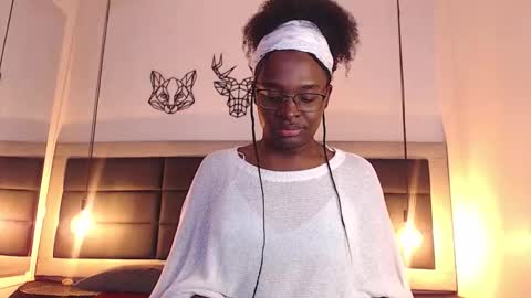 Snapshot of candy_lovee6 chatting on 12/15/25, 10:25 CANDY LOVE DANNA online show from 12/15/25, 10:25