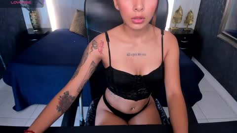 Snapshot of candy_lyn_ chatting on 05/29/26, 11:19 C A N D Y online show from 05/29/26, 11:19