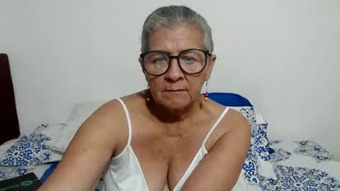 Snapshot of candy_mature_ chatting on 06/02/26, 10:56 candy online show from 06/02/26, 10:56