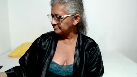 Snapshot of candy_mature_ chatting on 07/13/26, 01:30 candy online show from 07/13/26, 01:30
