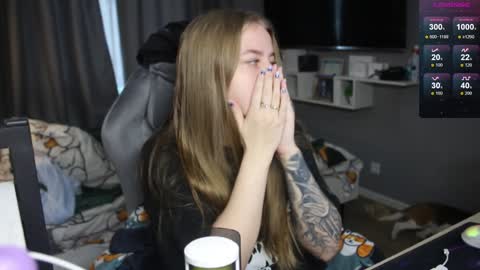 Snapshot of candy_meggie chatting on 12/10/24, 08:30 Megan online show from 12/10/24, 08:30