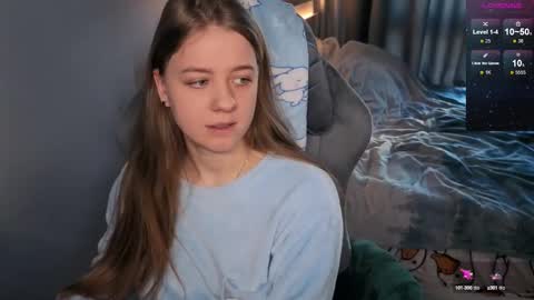 Snapshot of candy_meggie chatting on 03/07/25, 12:56 Megan online show from 03/07/25, 12:56