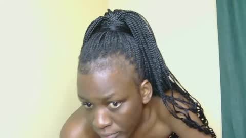 Snapshot of candy_novah chatting on 07/04/26, 01:12 NOVAH online show from 07/04/26, 01:12