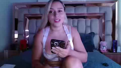 Snapshot of candy_sam28 chatting on 09/16/25, 10:55 samantha online show from 09/16/25, 10:55