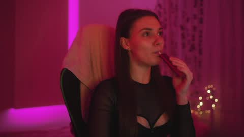 Candy online show from 04/03/26, 10:52