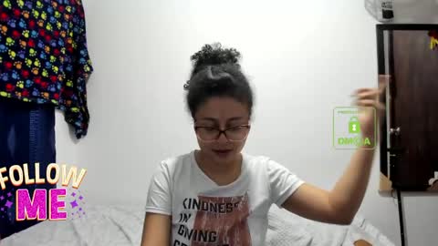 Snapshot of candy_val chatting on 06/04/26, 06:08 candy_val online show from 06/04/26, 06:08