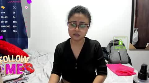candy_val online show from 06/13/26, 06:33