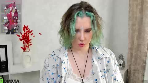 Snapshot of candy_yeah chatting on 02/19/26, 01:34 Mary online show from 02/19/26, 01:34