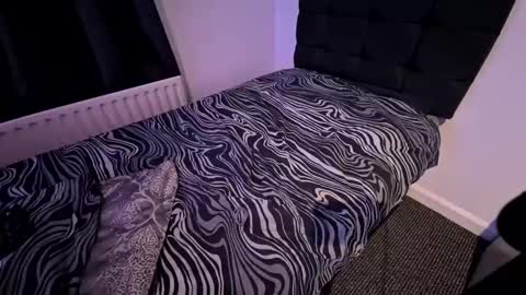 Snapshot of candyboy666 chatting on 09/15/25, 07:47 Candy Boy online show from 09/15/25, 07:47