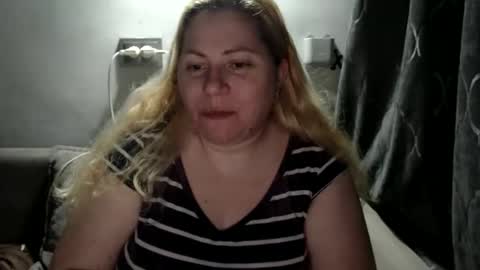 Snapshot of candycream74 chatting on 01/24/25, 02:51 Laura online show from 01/24/25, 02:51