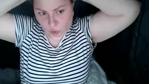 Snapshot of candycream74 chatting on 01/30/25, 08:54 Laura online show from 01/30/25, 08:54