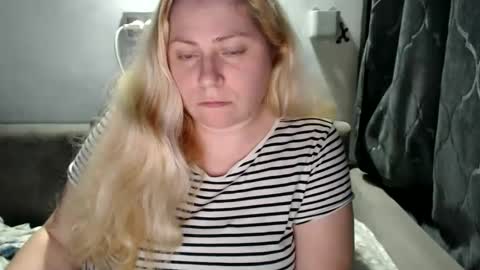 Snapshot of candycream74 chatting on 01/30/25, 10:19 Laura online show from 01/30/25, 10:19