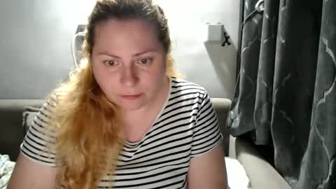 Snapshot of candycream74 chatting on 01/31/25, 10:31 Laura online show from 01/31/25, 10:31