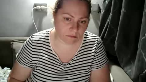 Snapshot of candycream74 chatting on 02/01/25, 01:34 Laura online show from 02/01/25, 01:34