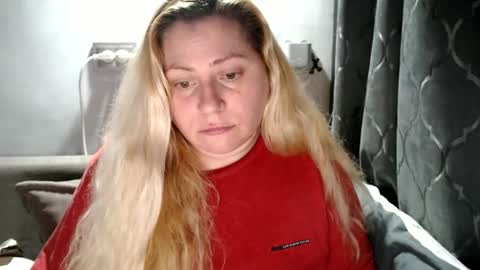 Snapshot of candycream74 chatting on 02/26/25, 10:31 Laura online show from 02/26/25, 10:31