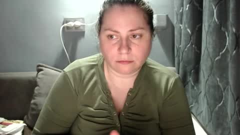 Snapshot of candycream74 chatting on 11/12/25, 08:08 Laura online show from 11/12/25, 08:08