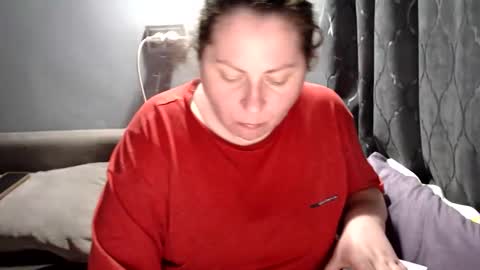 Snapshot of candycream74 chatting on 04/23/26, 07:05 Laura online show from 04/23/26, 07:05