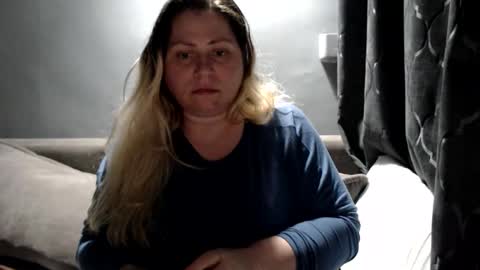 Snapshot of candycream74 chatting on 04/30/26, 08:57 Laura online show from 04/30/26, 08:57